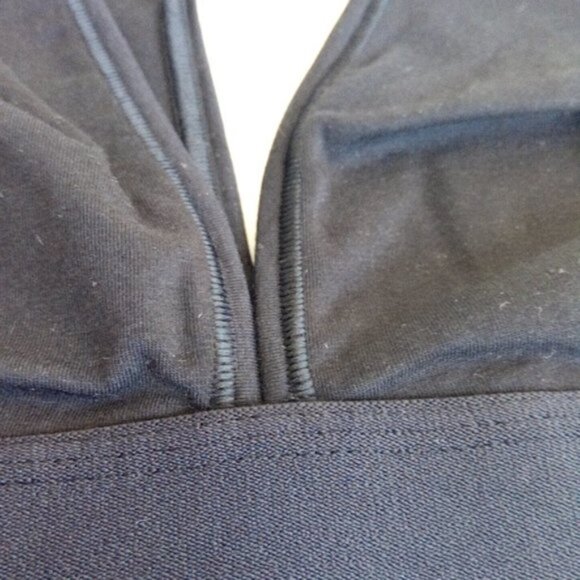 TNA Triangle Style Black Bralette Size L - Picture 12 of 13